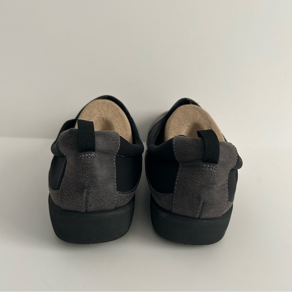 Clarks Cloudstepper Shoes | Size 8.5 - Picture 5 of 6